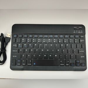 Wireless iPad keyboard